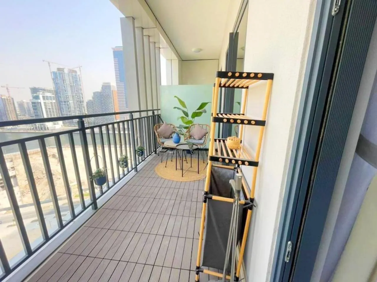 Modern 1Br W Balcony & Canal Views Near Downtown By Vibel Dubai 0*,