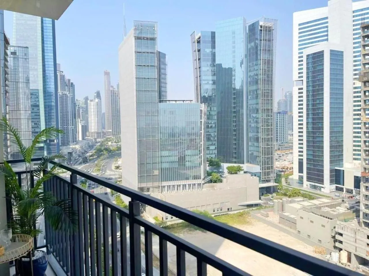 Modern 1Br W Balcony & Canal Views Near Downtown By Vibel Dubai 0*,  United Arab Emirates