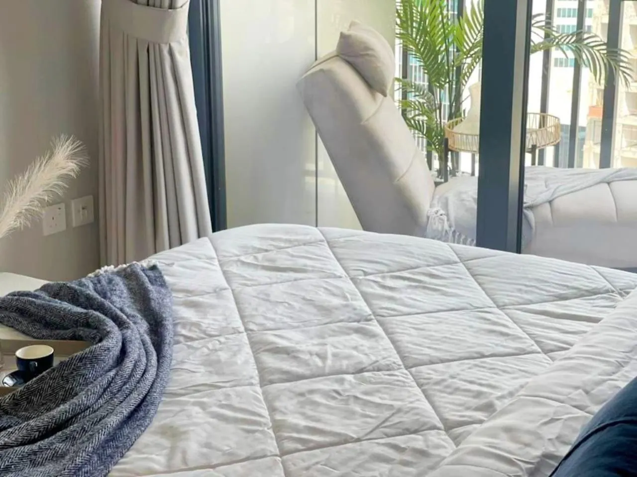 Modern 1Br W Balcony & Canal Views Near Downtown By Vibel Dubai 0*,
